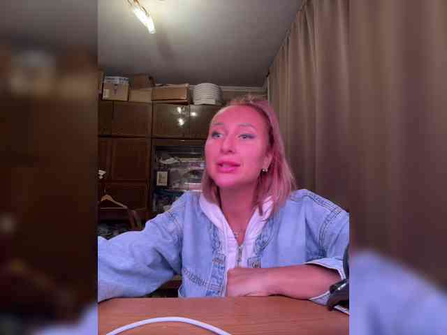 Valeriah Sex Cam Show