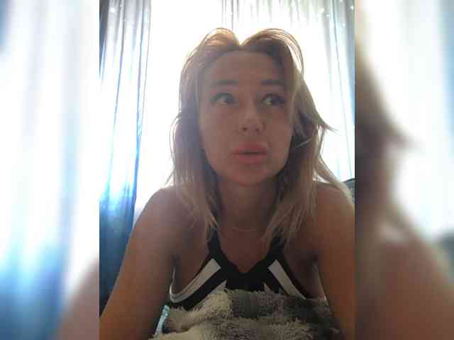 Valeriah Sex Cam Show