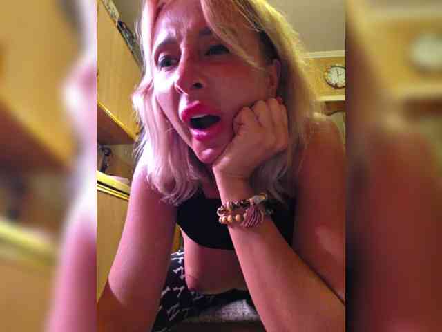 Valeriah Sex Cam Show