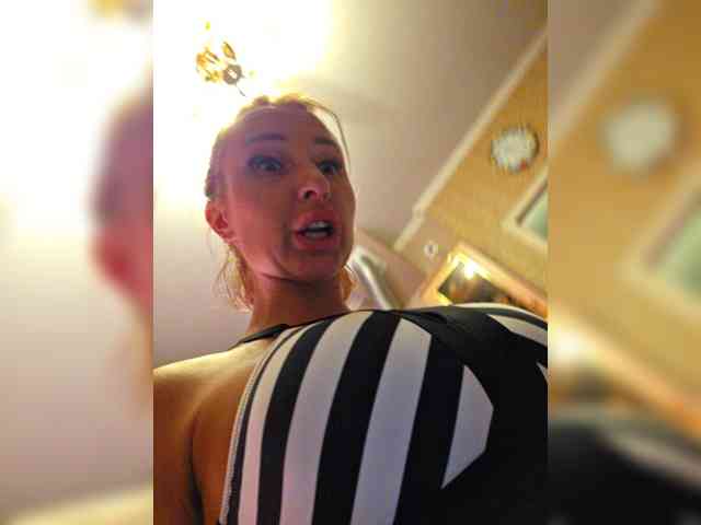 Valeriah Sex Cam Show