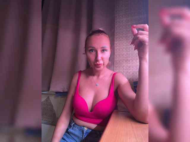 Valeriah Sex Cam Show