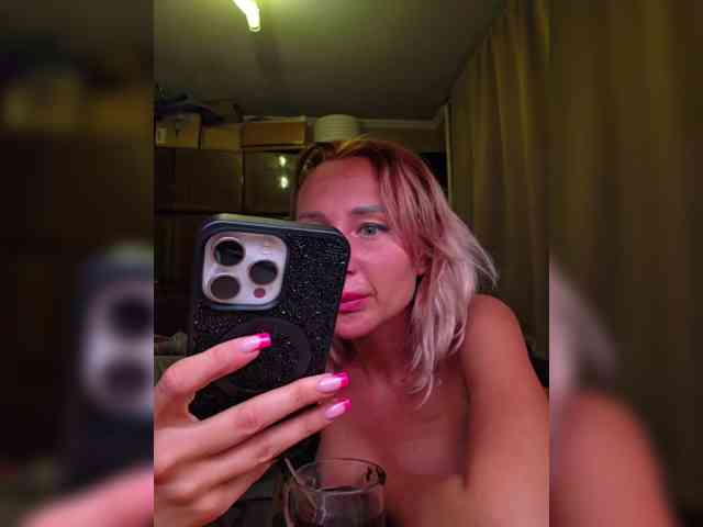 Valeriah Sex Cam Show