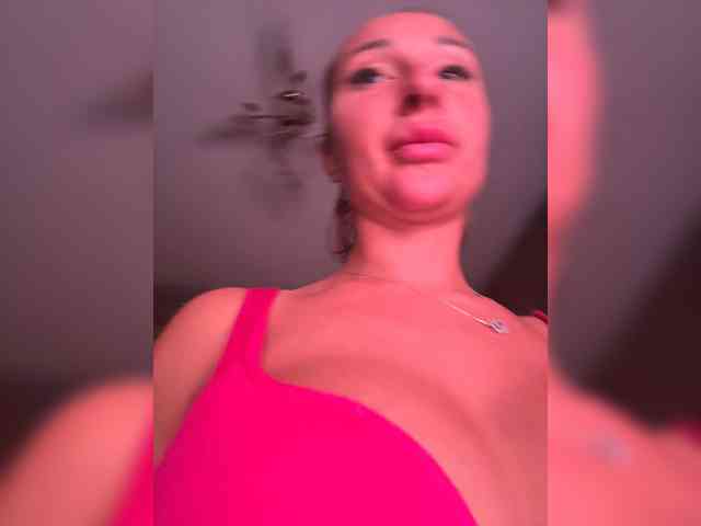 Valeriah Sex Cam Show