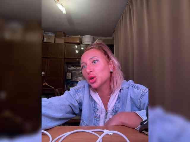 Valeriah Sex Cam Show