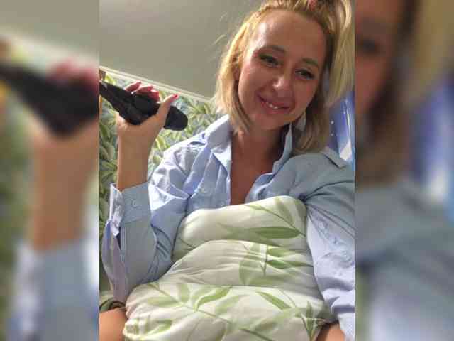 Valeriah Sex Cam Show