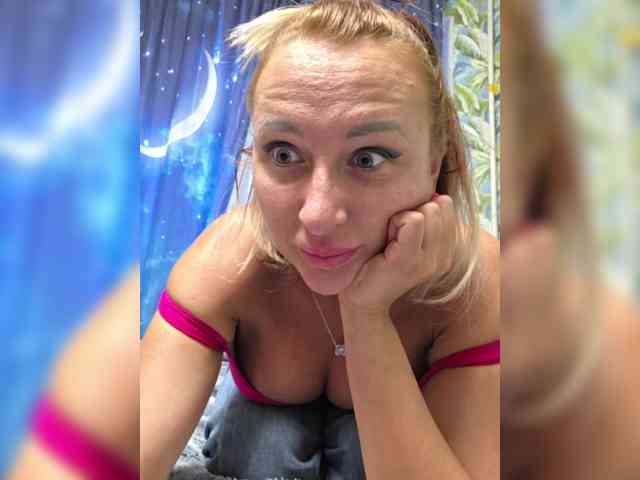 Valeriah Sex Cam Show