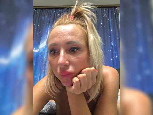 Valeriah Sex Cam Show