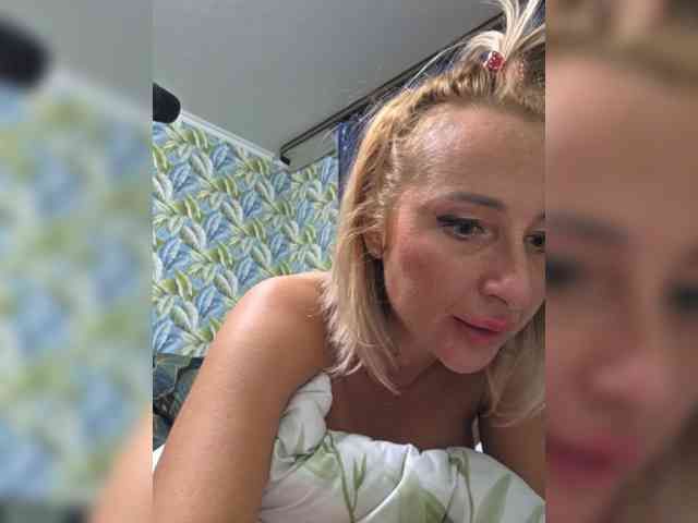 Valeriah Sex Cam Show