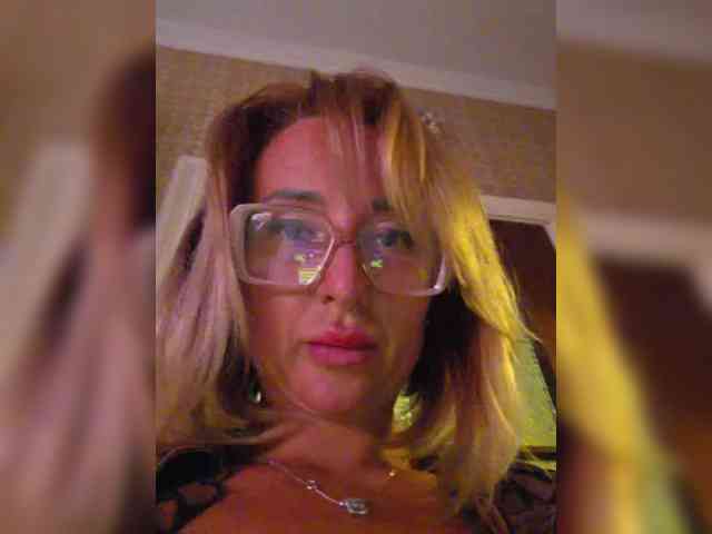 Valeriah Sex Cam Show