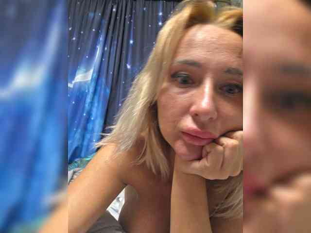 Valeriah Sex Cam Show