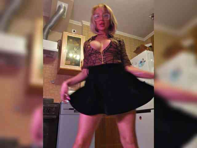 Valeriah Sex Cam Show