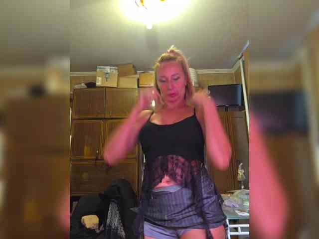 Valeriah Sex Cam Show