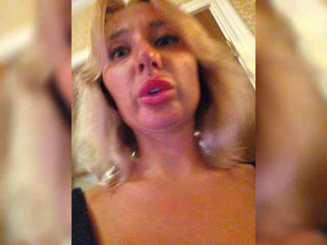 Valeriah Sex Cam Show