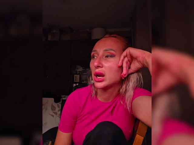 Valeriah Sex Cam Show