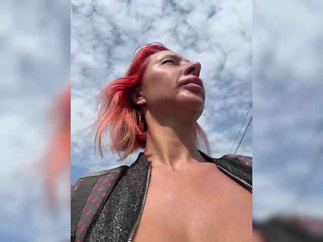 Valeriah Live Webcam on BongaCams