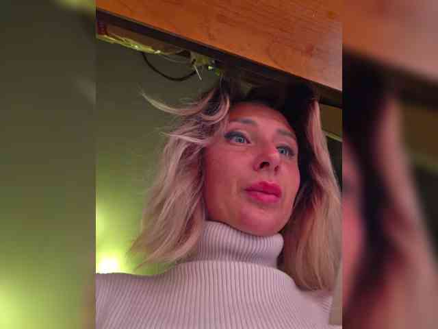 Valeriah Sex Cam Show