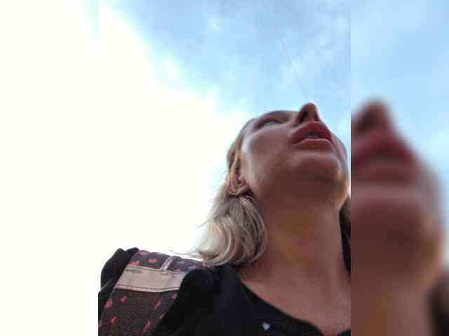 Valeriah Sex Cam Show