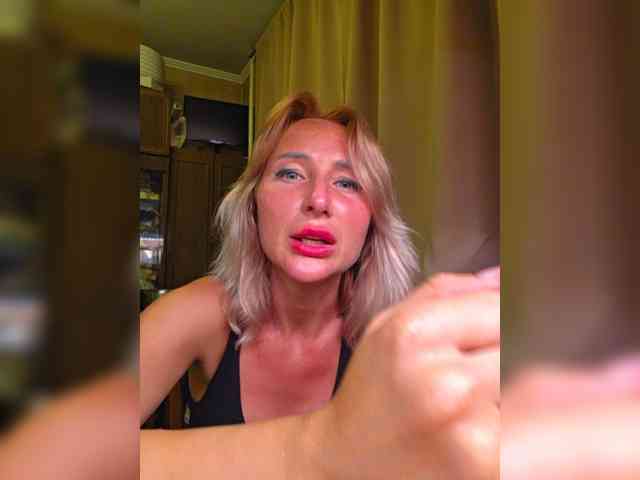 Valeriah Sex Cam Show