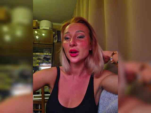 Valeriah Sex Cam Show