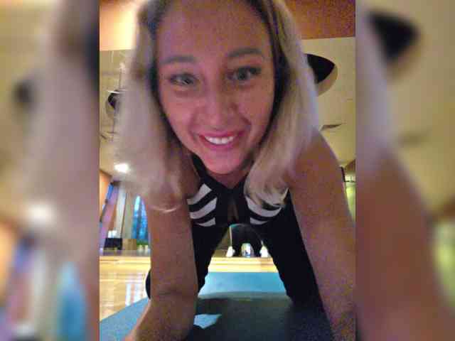 Valeriah Sex Cam Show