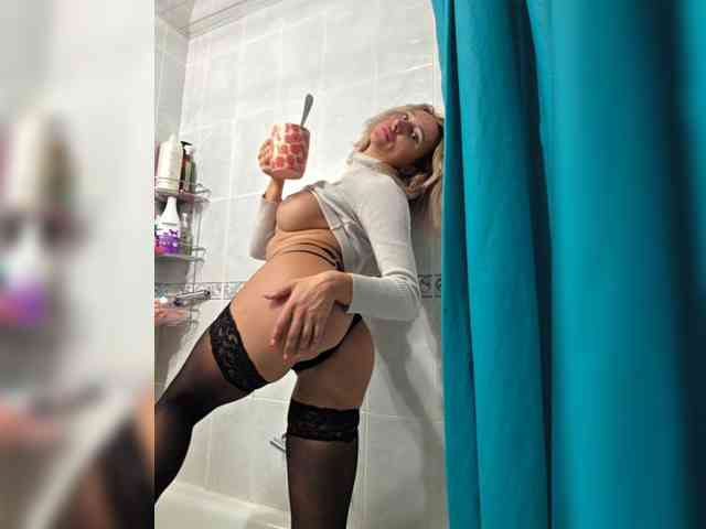 Valeriah Sex Cam Show