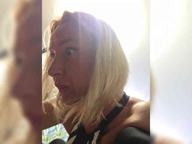 Valeriah Sex Cam Show