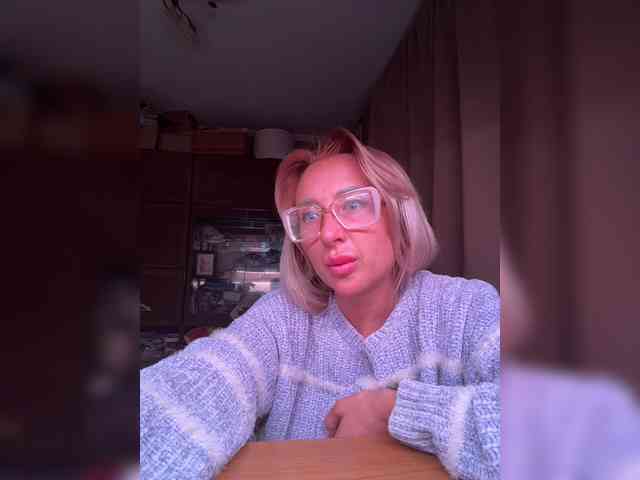 Valeriah Sex Cam Show
