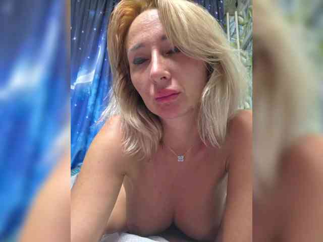 Valeriah Sex Cam Show