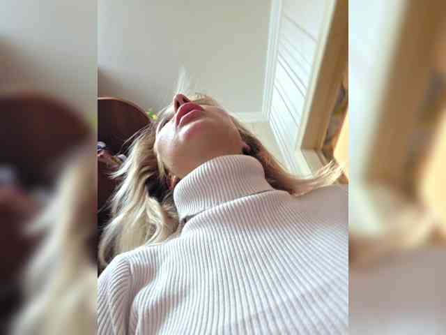 Valeriah Sex Cam Show
