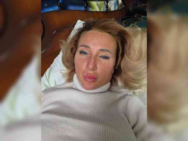 Valeriah Sex Cam Show