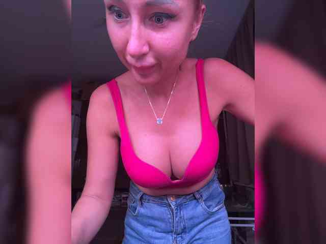 Valeriah Sex Cam Show
