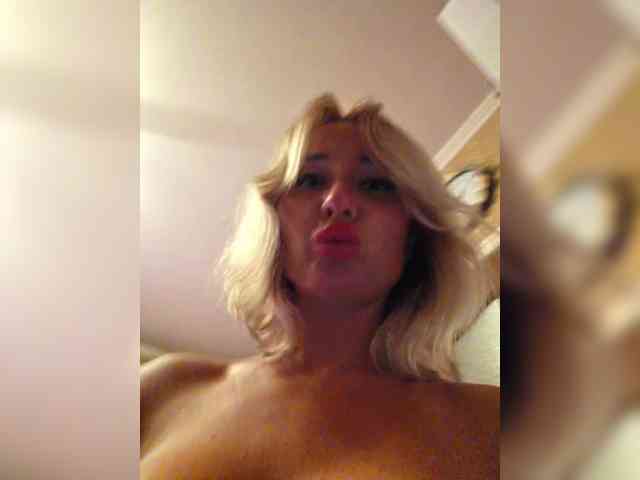Valeriah Sex Cam Show