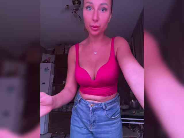 Valeriah Sex Cam Show