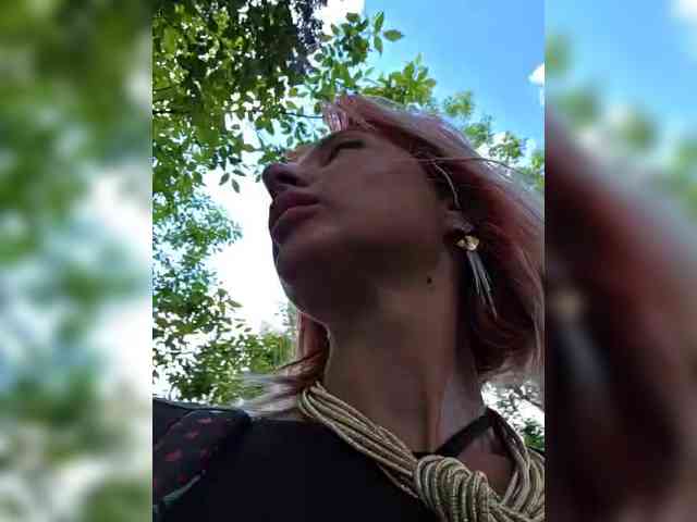 Эта модель сейчас онлайн. Valeriah