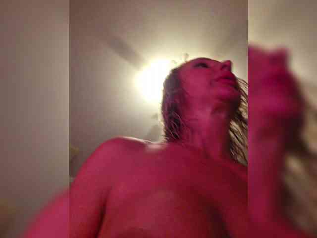 Valeriah Sex Cam Show
