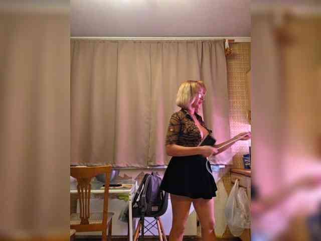 Valeriah Sex Cam Show