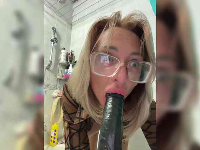 Valeriah Sex Cam Show
