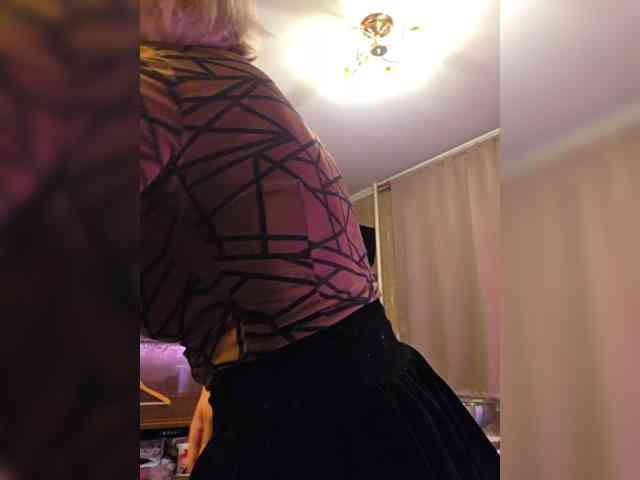 Valeriah Sex Cam Show