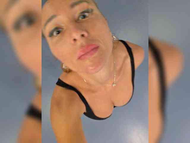 ARotikA1 webcam