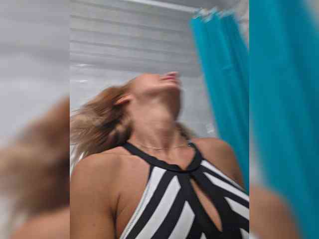 Valeriah Sex Cam Show