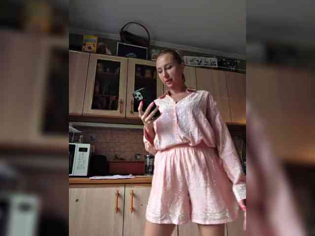 Valeriah Sex Cam Show