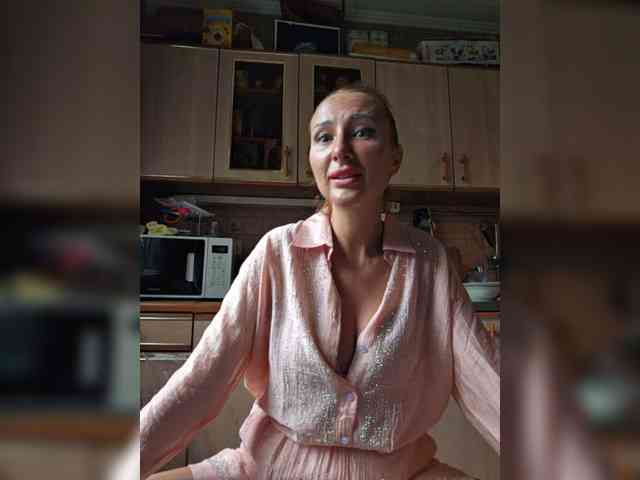 Valeriah Sex Cam Show
