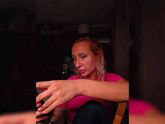 Valeriah Sex Cam Show