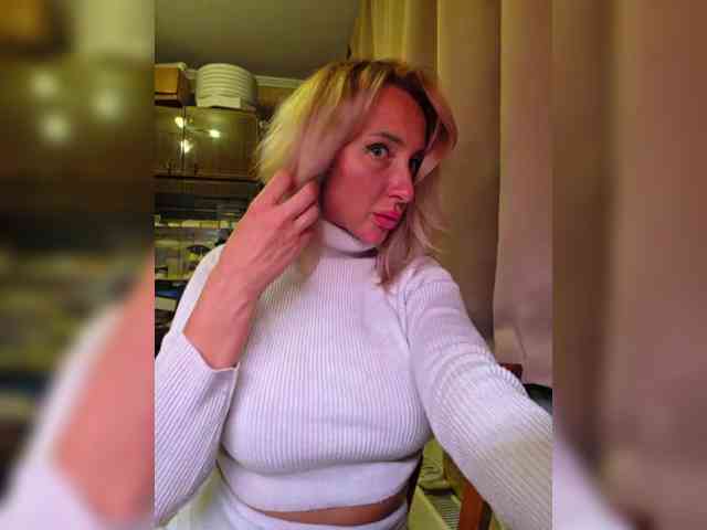 Valeriah Sex Cam Show
