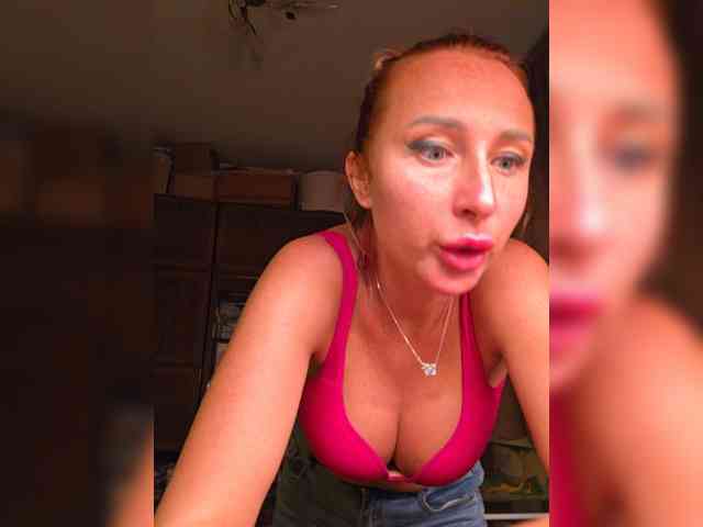 Valeriah Sex Cam Show