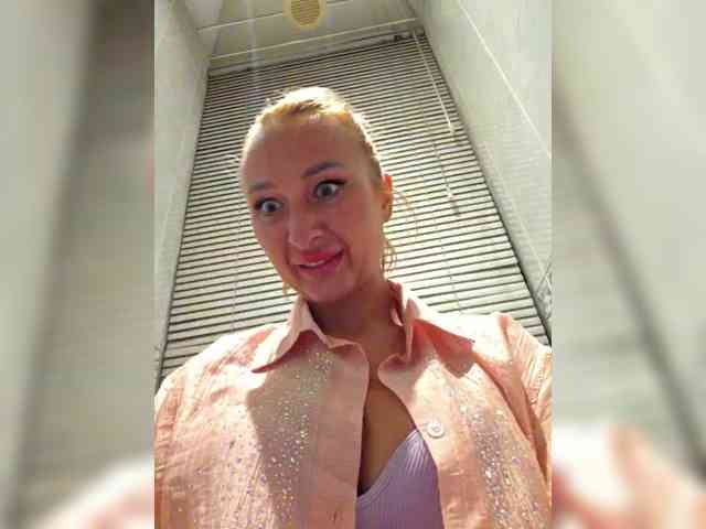 Valeriah Sex Cam Show