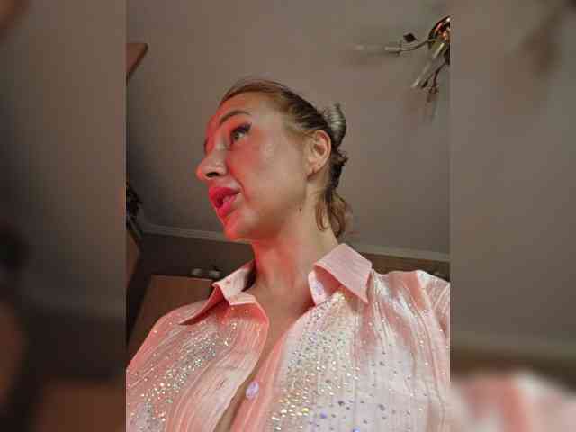 Valeriah Sex Cam Show