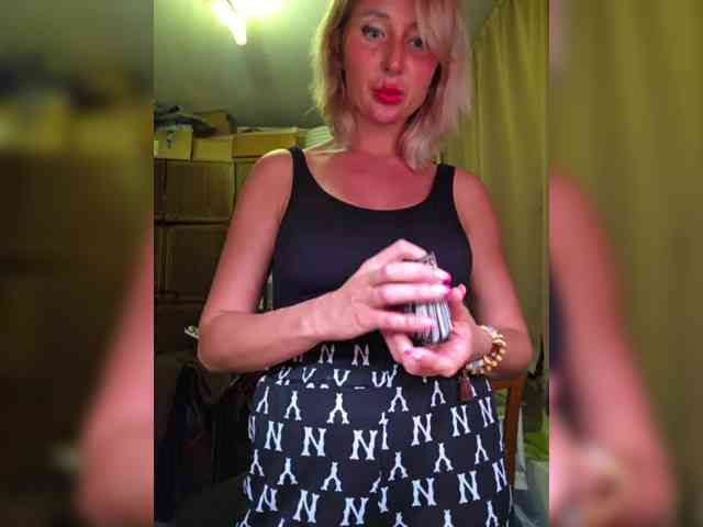 Valeriah Sex Cam Show