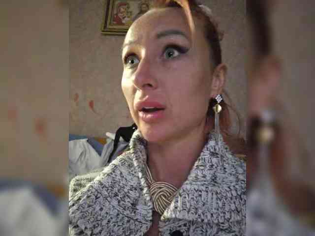 Acest model este live acum. Valeriah