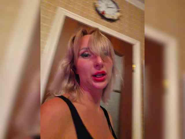 Valeriah Sex Cam Show